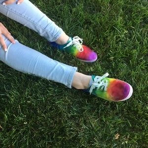 Womens Tie-Dyed Sneakers